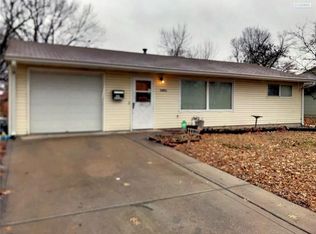 11011 Cambridge Ave, Kansas City, MO 64134