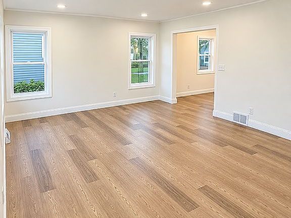 2nd image of 531 S 2nd St