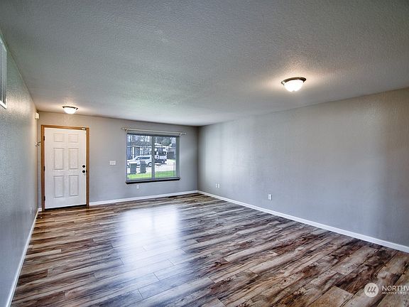 2nd image of 10434 Brighton Street SE