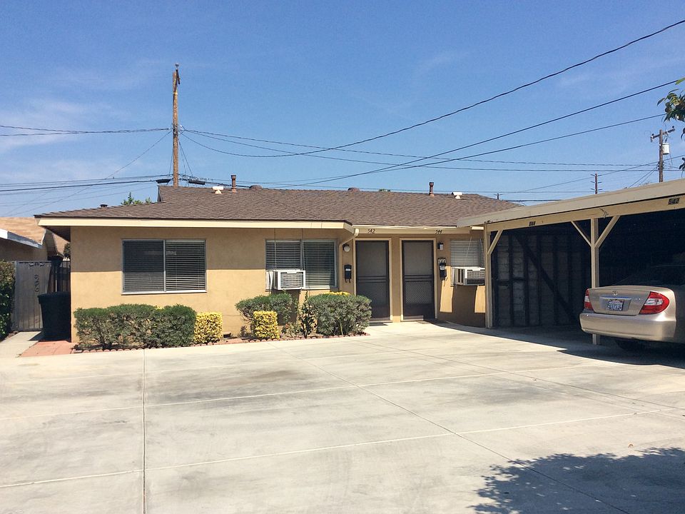1st image of 540 N Valencia Pl