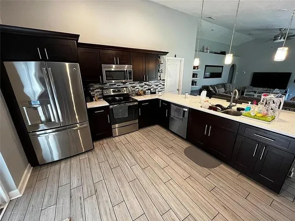 555 Beasley Ct, Orlando, FL 32807