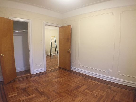 2nd image of 4537 47th St APT 1R