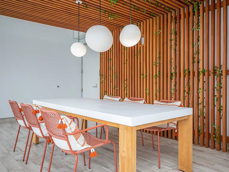 Summer House Apartments — Photo 15