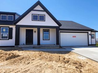 5884 Crossmoor St SE, Caledonia, MI 49316