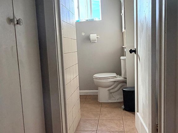 2nd image of 6789 Cottage St