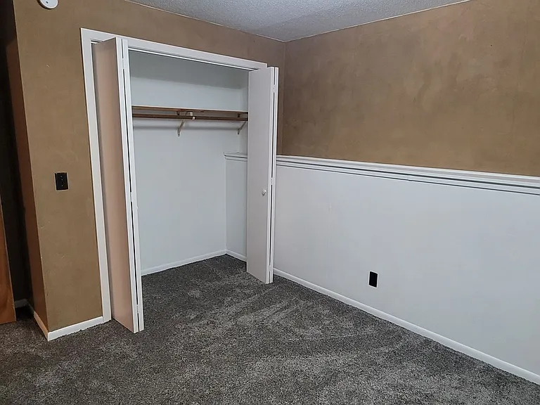 306 Norwood Dr NE — Photo 7