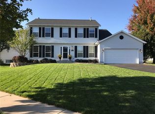 2002 Fox Trail Dr NE, Cedar Rapids, IA 52402