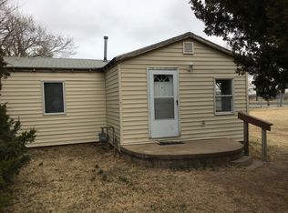 1404 N Huxman St, Hutchinson, KS 67501