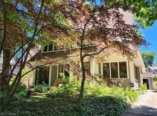 2207 Westminster Rd, Cleveland Heights, OH 44118