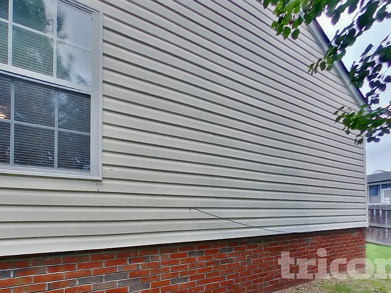 120 Oakbrook Village Rd — Photo 14