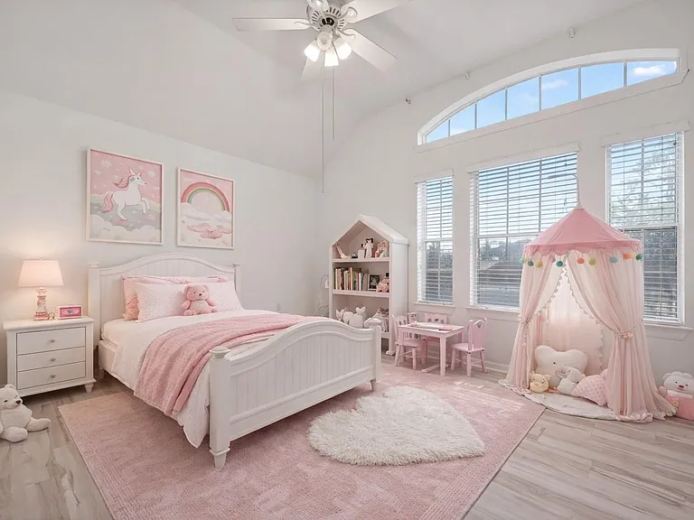 14914 W Bend Dr — Photo 23