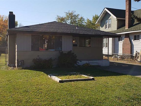 2nd image of 2708 E Heroy Ave