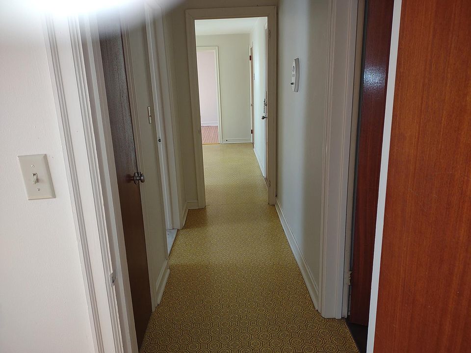 571 Center St Manchester, CT Zillow