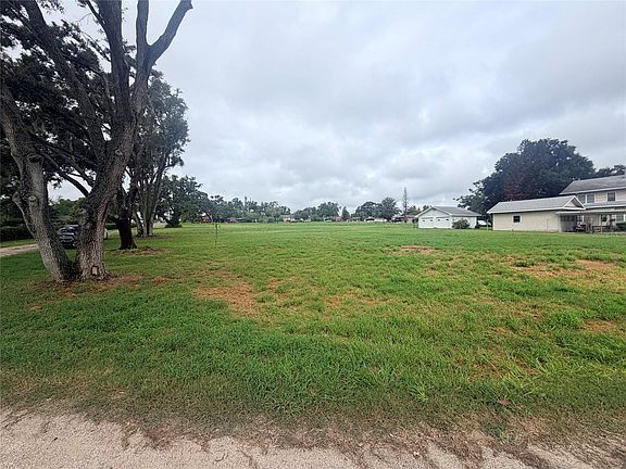 4th image of 271 LAKEVIEW BOULEVARD
