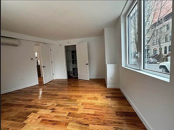 3rd image of 461 Convent Ave #1R