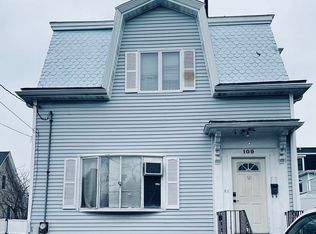 109 Glen St, Somerville, MA 02145