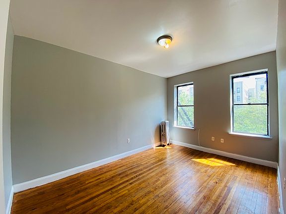 2nd image of 225 W 146th St APT 10B
