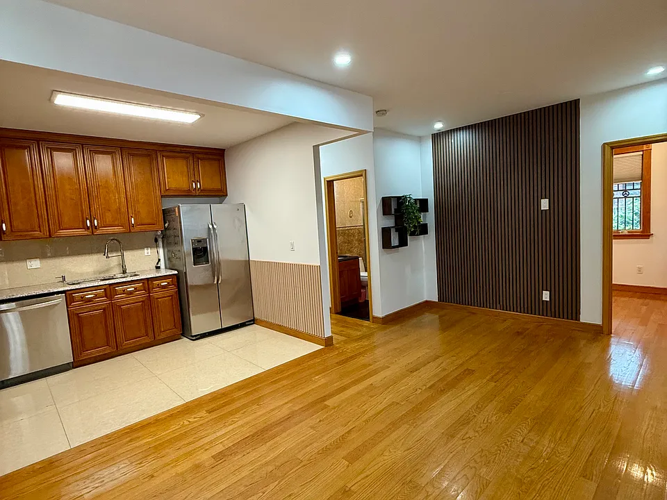 4222 Utopia Pkwy #1