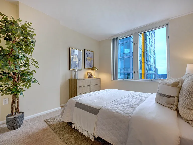 2600 2nd Ave #1808 — Photo 9