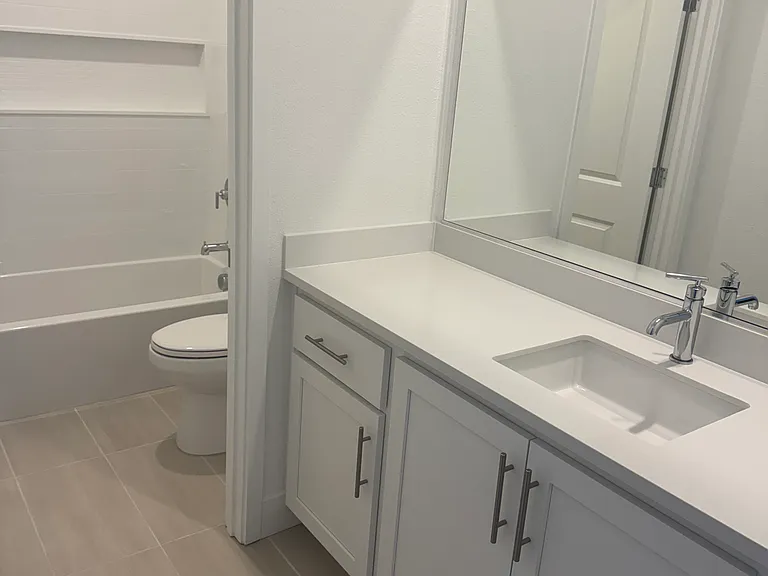 248 N Venice Pl — Photo 10