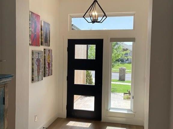3rd image of 3113 Montane Ct