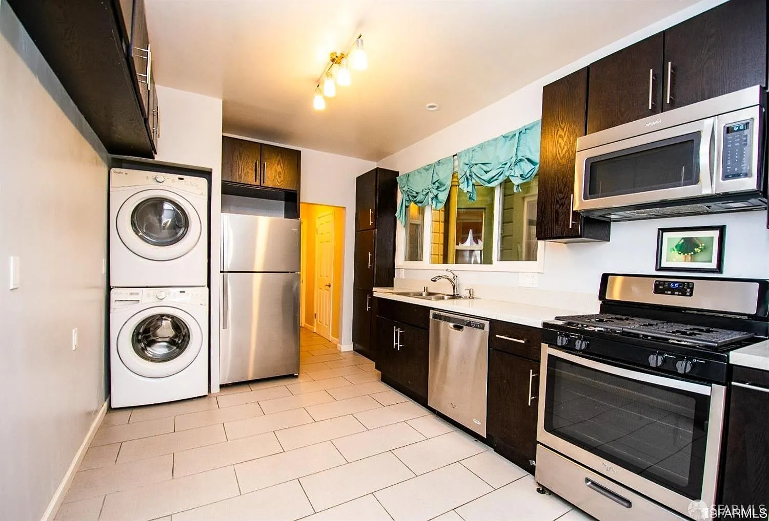 1 bed, 1.0 bath, 750 sqft, $3,795 — Photo 3
