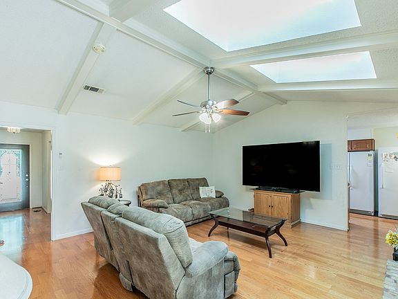 4th image of 1033 Rambler Dr