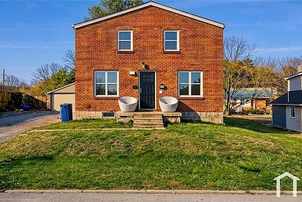 2 bed, $1,400 — Photo 1