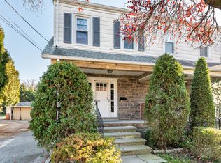 883 Martin Ave, Bryn Mawr, PA 19010