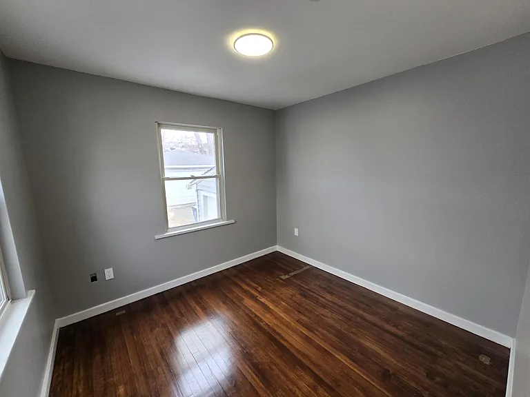 6017 Wallace Rd — Photo 12
