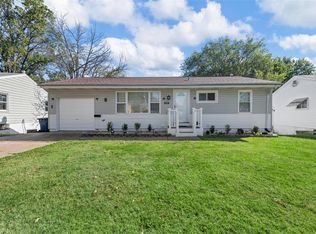 8104 General Sheridan Ln, Saint Louis, MO