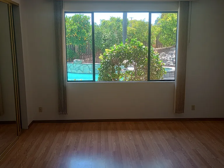 2150 N Nutmeg St — Photo 3