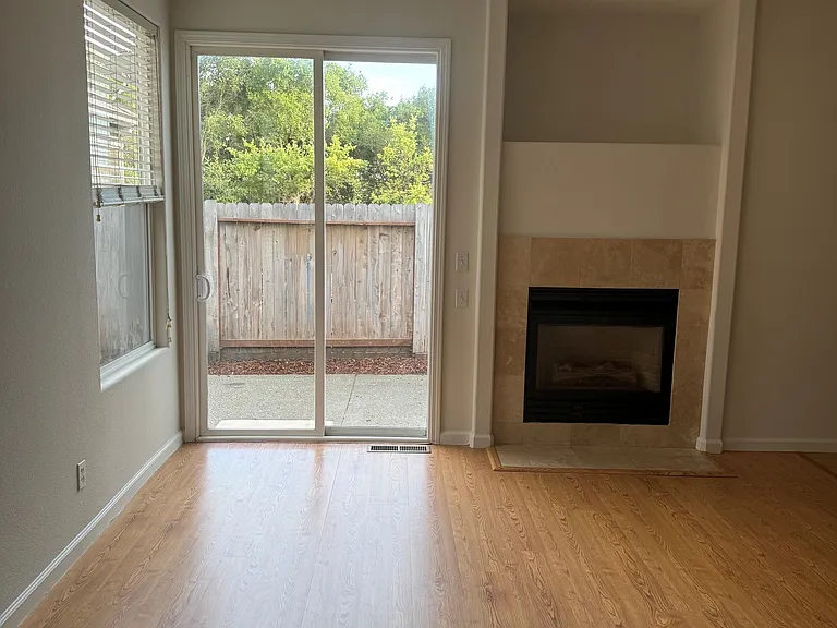 1352 Orsolini Pl — Photo 4