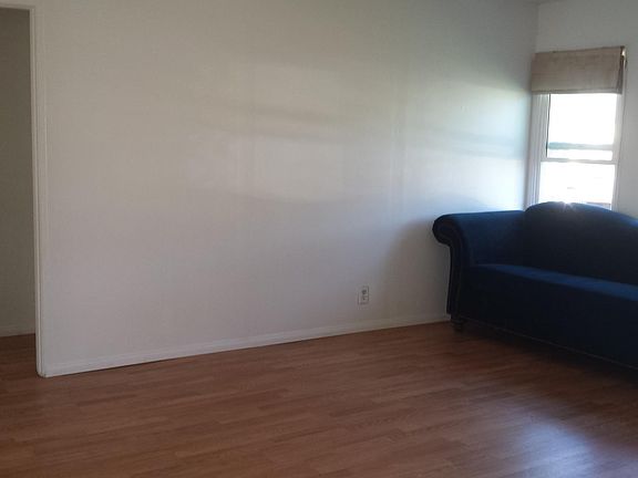 2nd image of 6126 Roosevelt Ave