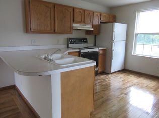 4237 Auburn Rd, Huntington, WV 25704