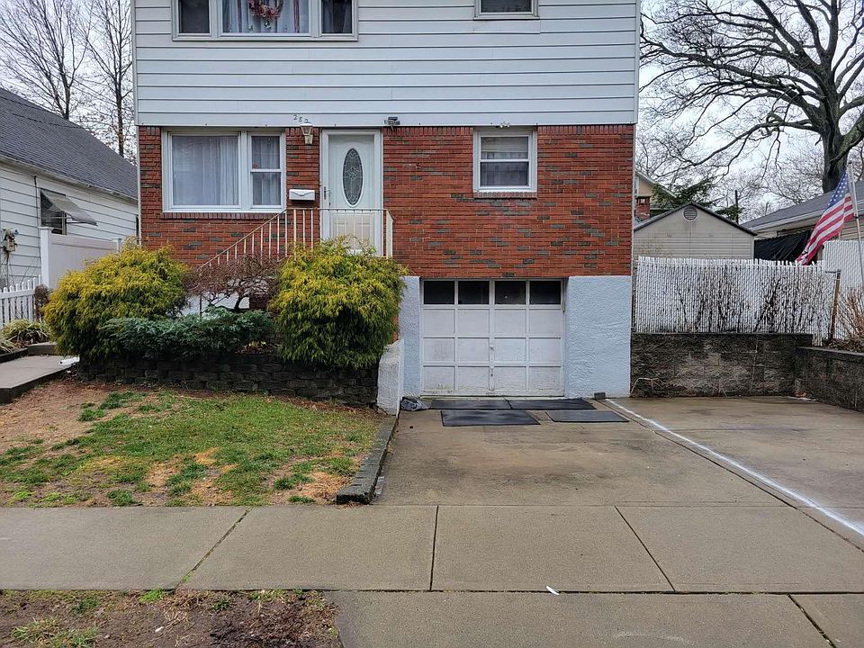 1st image of 282 Locust Ave #1