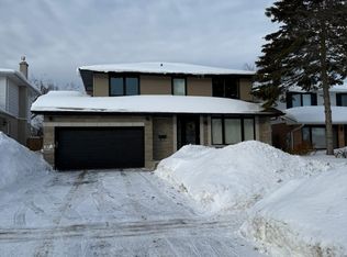 76 Marshall St, Barrie, ON L4N3S8