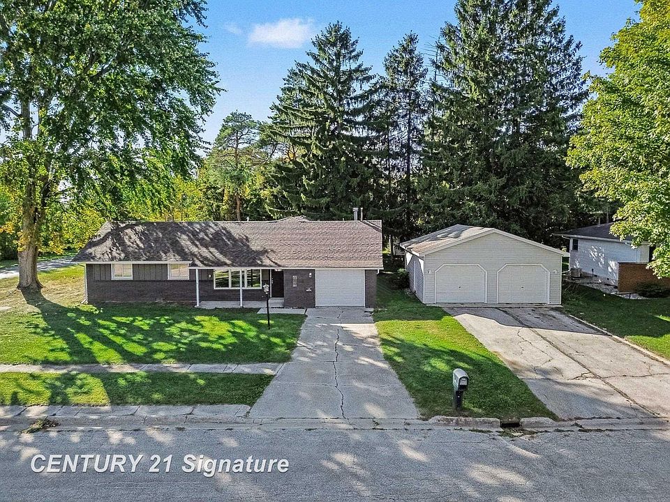 1st image of 106 Avis Ct