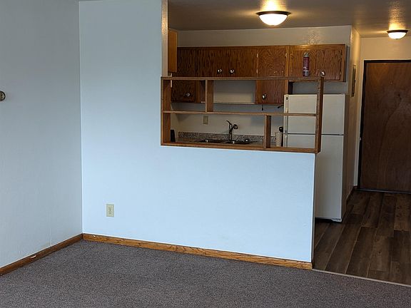 2nd image of 2209 Washington St NE APT 23