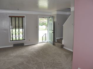 4484 Roadoan Rd, Brooklyn, OH 44144