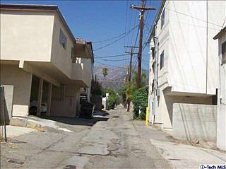5th image of 631 E Cypress Ave