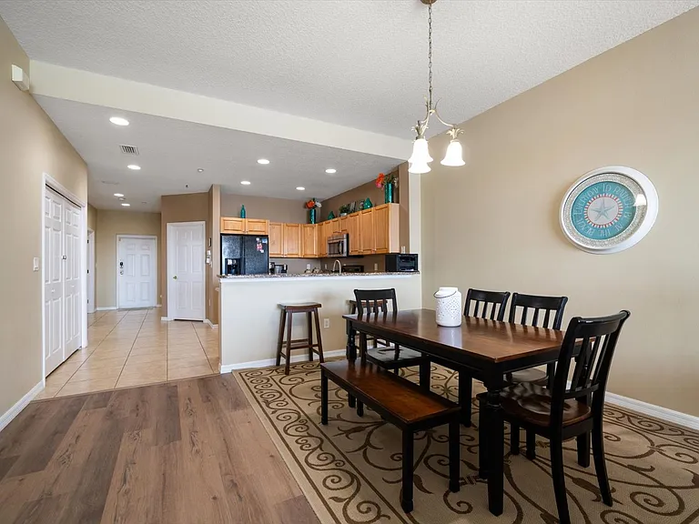 530 S Gulfview Blvd #401 — Photo 8