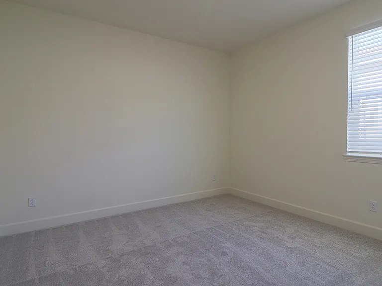 6735 Lunar Descent Dr — Photo 4