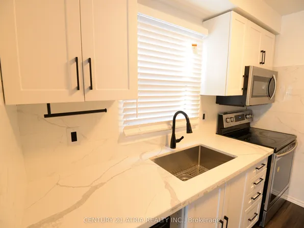87 Radford Dr, Ajax, ON L1T 2E2
