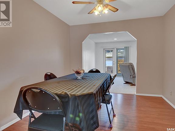 5th image of 135 Nollet Ave
