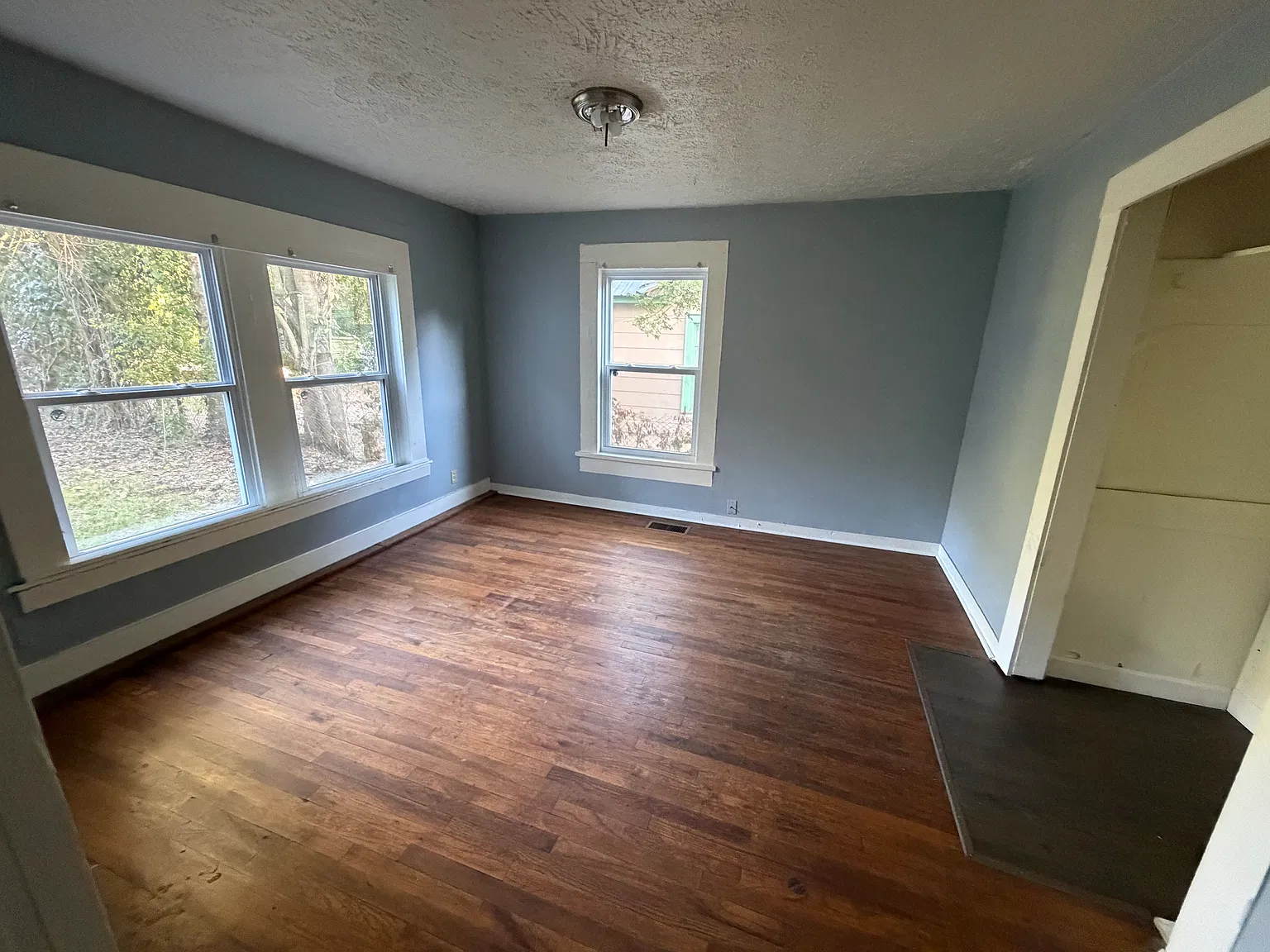 4 bed, 1287 sqft, $1,025 — Photo 2