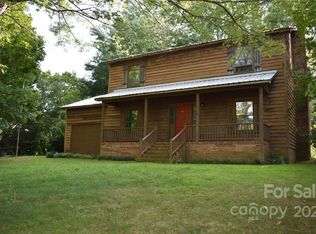 1108 Laurel Woods Dr, Gastonia, NC 28052