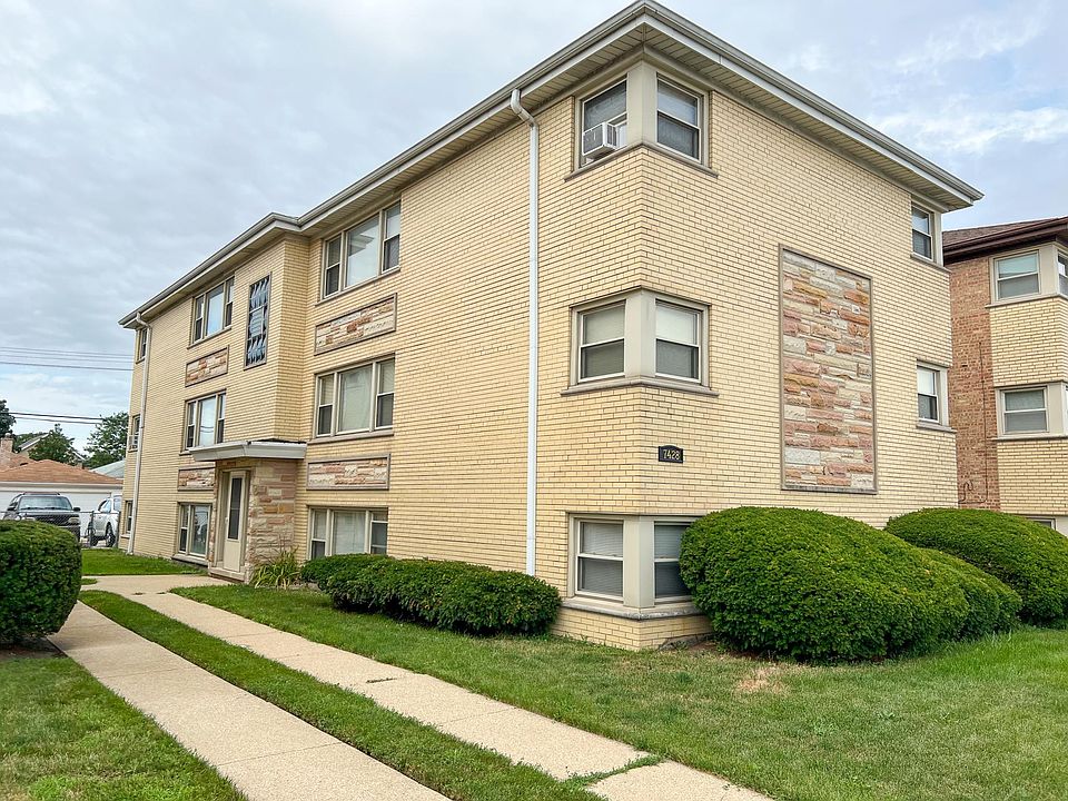 1st image of 7428 N Harlem Ave APT 1E