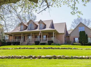 70401 Carnegie Ln, Romeo, MI 48065