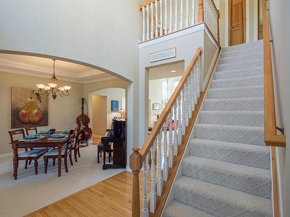 3rd image of 6274 Muirloch Ct N